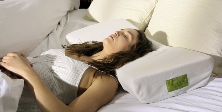 Facial Surgery Recovery Pillow for sleeping on your back – Putnams